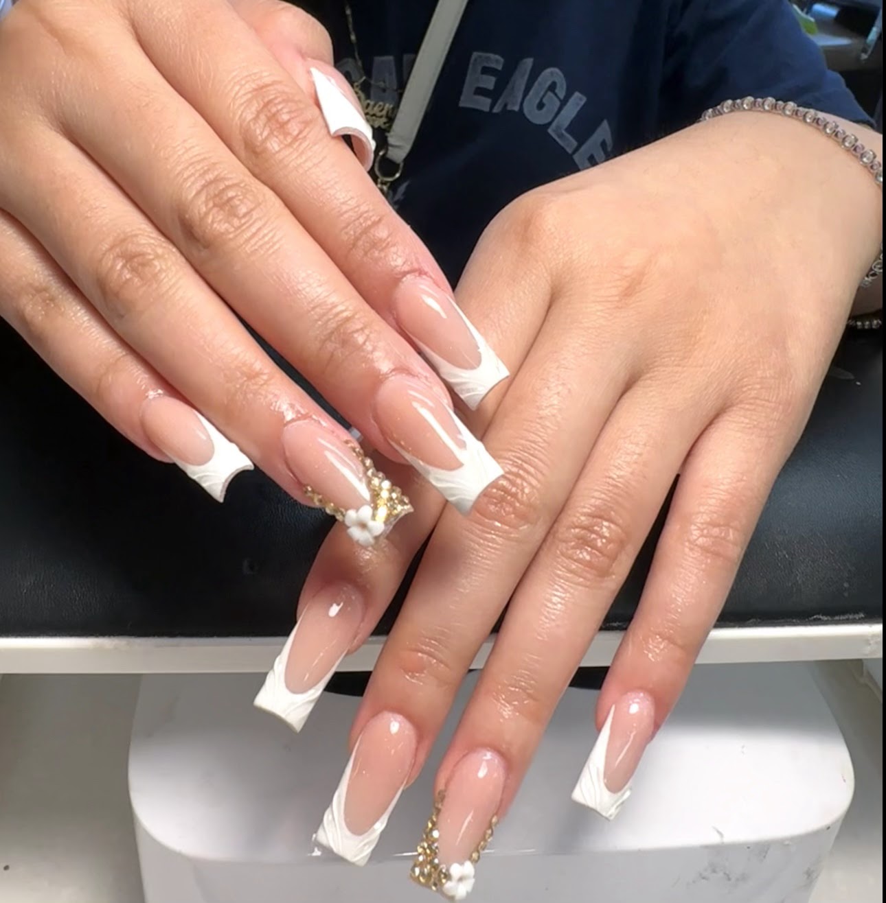 Dream Nails logo